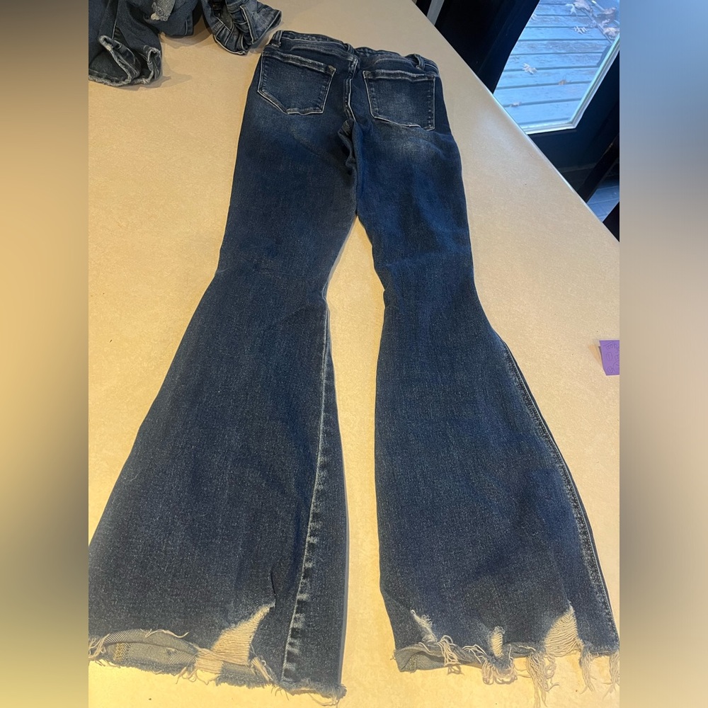 Jeans - Picture 3 of 5